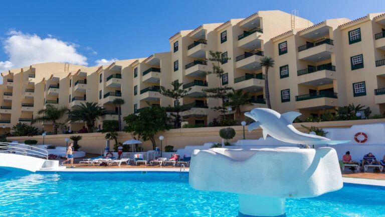 Discover Ultimate Comfort with Villas in Tenerife and Luxury Villas Tenerife
